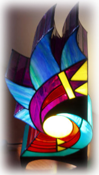 stained glass
                  table lamp